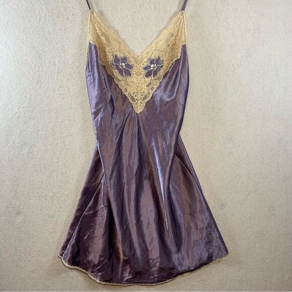 Vintage Other - Vintage Wendy Ann Womens Chemise Slip Sz S Lavendar Purple Lace Floral Applique